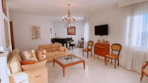 Serviced Apartment with breathtaking Seaview and grand piano, suited for musicians, in Kavala